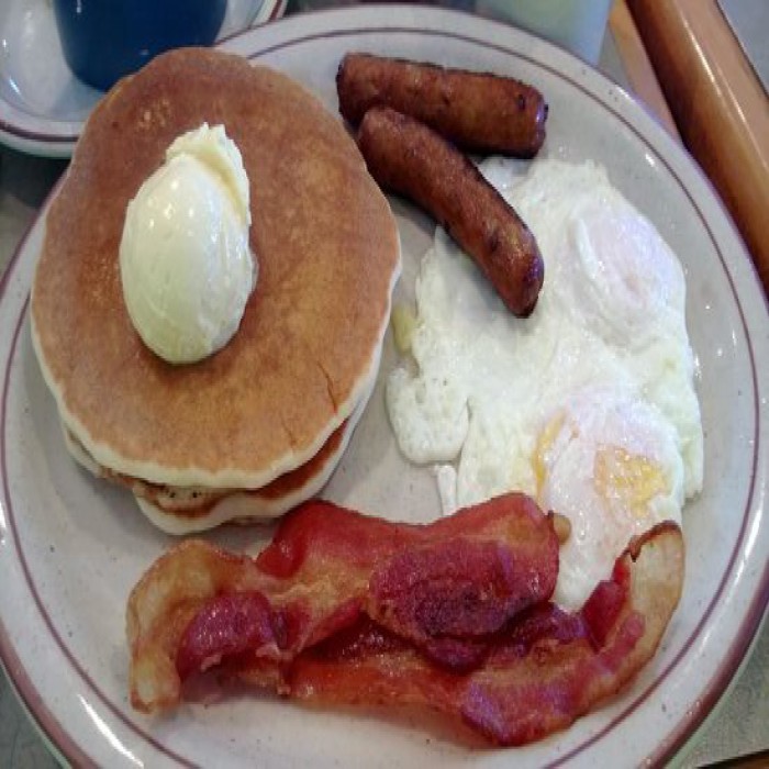 2 Pancakes, 1 Egg With Meat